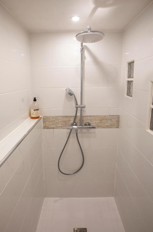 Appartement T3 Traversant Residence Standing Garage Et Piscine Exterieure Gratuits Sète Eksteriør billede