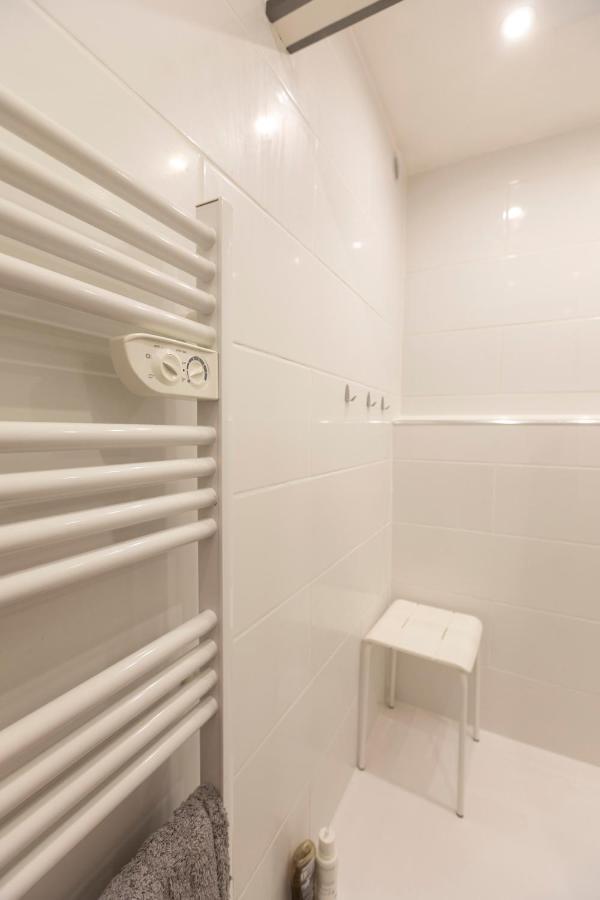 Appartement T3 Traversant Residence Standing Garage Et Piscine Exterieure Gratuits Sète Eksteriør billede